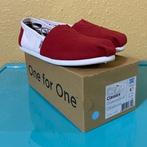 Toms University of Oklahoma classic shoes